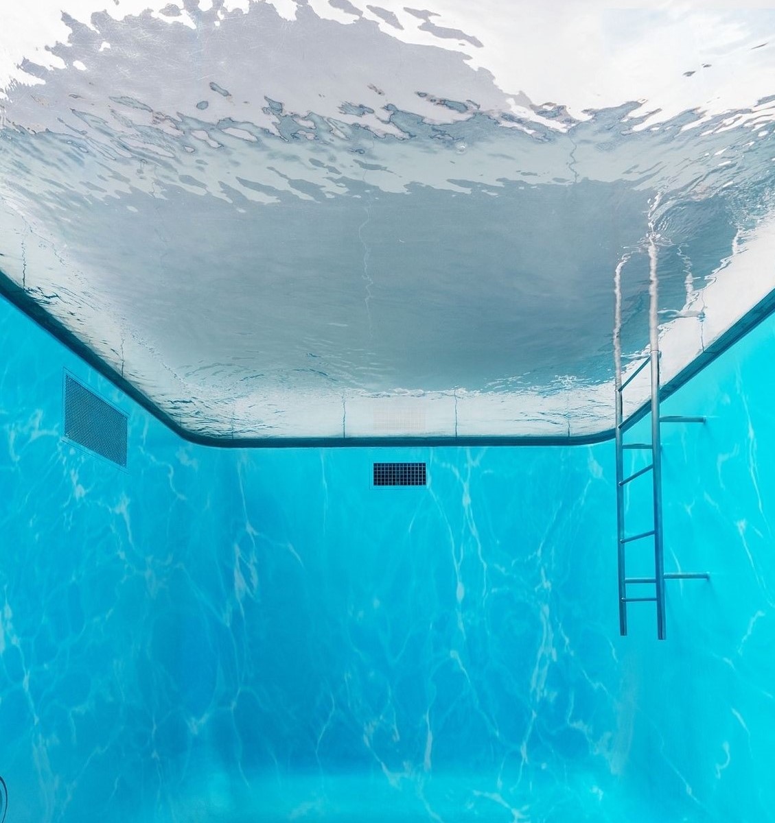 Analyse piscine et revêtements 